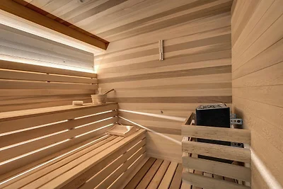 Chic & Spacious Chalet with Hot Tub & Sauna