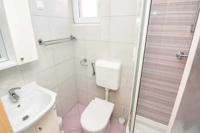 Holiday Home Marinela - Four Bedroom Holiday ...