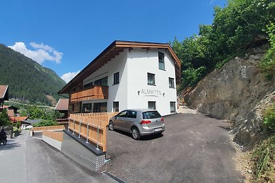Bergblick-Wohnung in Finkenberg mit Sauna