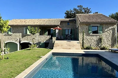 Mas Jas Du Méou, eine provenzalische Flucht