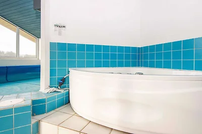 Gezellig poolhuis bij zee -- By Traum...