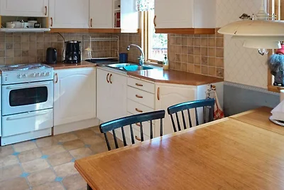 4 Personen Ferienhaus in NORRTÄLJE-By Traum