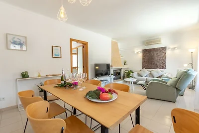 Ferienhaus für 6 Gäste in Strandnähe