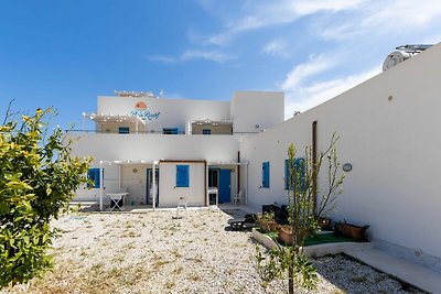 Stijlvol vakantiehuis in Favignana met een ge...