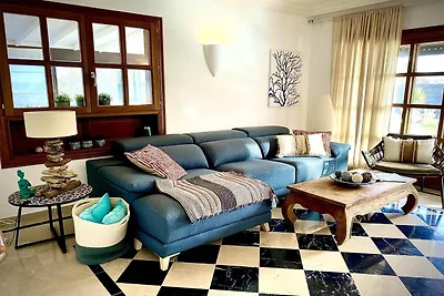 Villa Frangipani