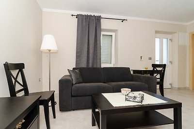 Apartments Gaura - One-Bedroom Apartment with...