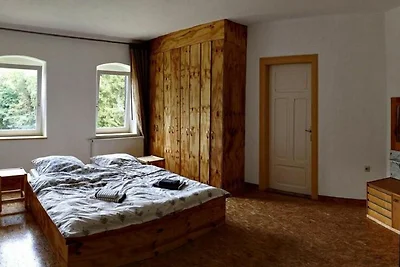 Appartamento su 2 piani in una villa con...
