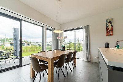 Watervilla in Zeewolde met aanlegsteiger