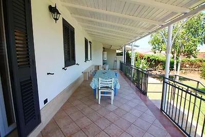Spaziosa casa vacanze con piscina privata