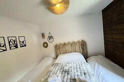 T2, FUSS DER PISTEN, RESORTZENTRUM - All...