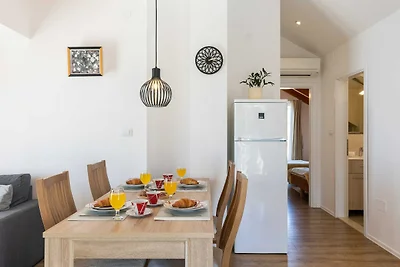 Apartment M&K - Two Bedroom Apartment with Ba...