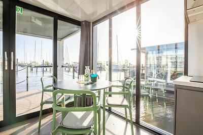 Villa di lusso con piscina e vista mare