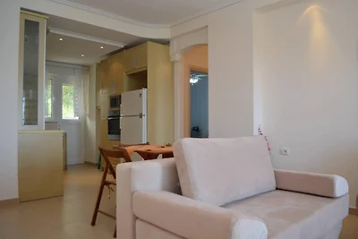 Appartement aan het strand in Saranda