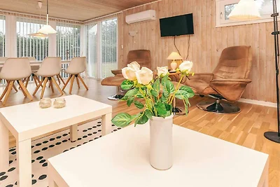 4 Personen Ferienhaus in Hals