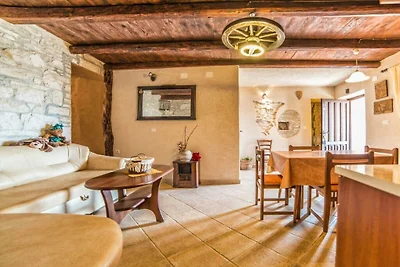 Ferienhaus in Barban mit Schwimmbecken