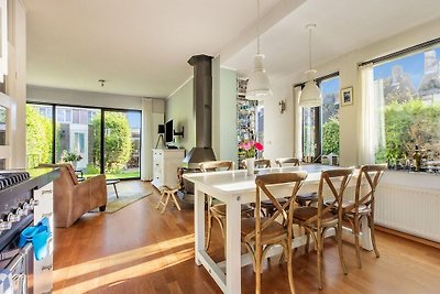 Modernes Familienhaus in der Nähe von Amsterd...