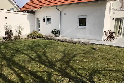 Apartament wakacyjny w Kirchheim z grillem