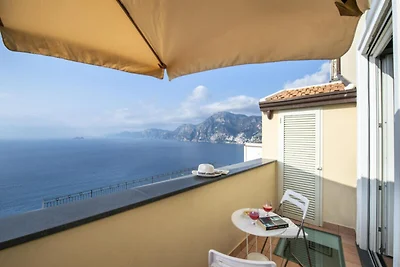 Villa a Praiano con vista sul mare di Capri