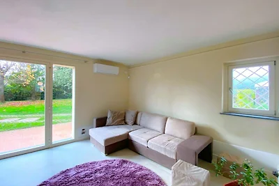 Ferienhaus in Valenzatico mit Garten