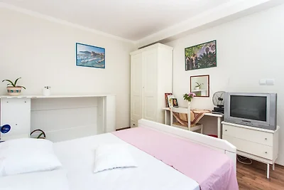 Apartments Ljubimir - One-Bedroom Apartment w...