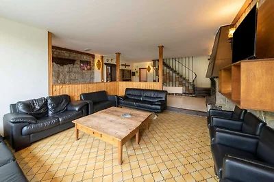 Bellissima casa galleggiante nel porto di...