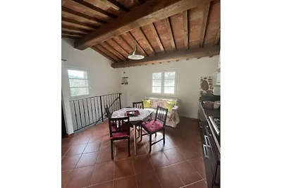 Ferienhaus in Pescia mit Schwimmbecken