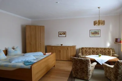 Ferienwohnung mit 2 Schlafzimmer