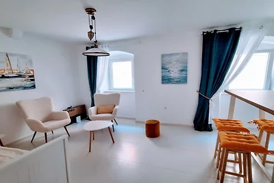 La Casa Nostra Apartments - Classic 1 Bedroom...