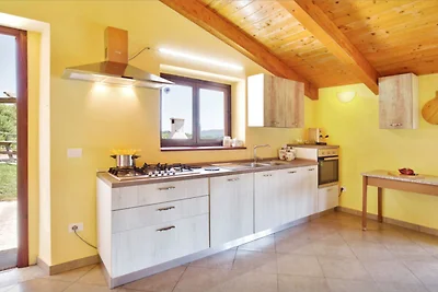 Lebendige Villa in Torre di Ruggiero mit...