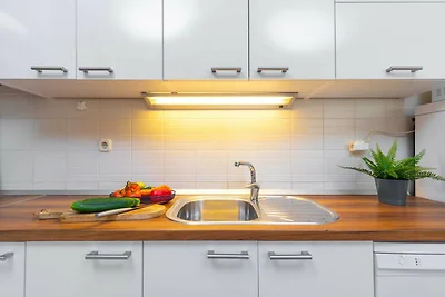 Holiday Home Diana - Five Bedroom House with ...