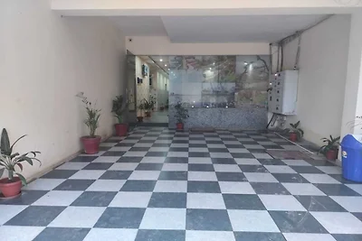 Hotel O Sector 52 Chandigarh