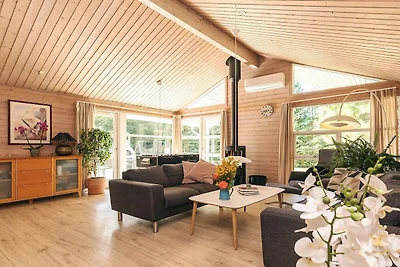 10 Personen Ferienhaus in Væggerløse-By Traum