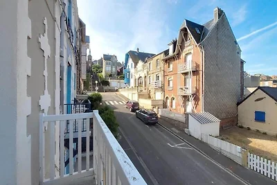 Appartement in Ault met Zeezicht Balkon