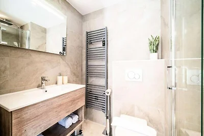 Ferienwohnung in Nyon mit Bergblick