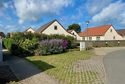 Accogliente casa di pescatori con giardino