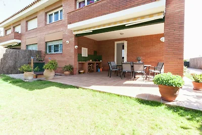 Schönes Ferienhaus mit Schwimmbad