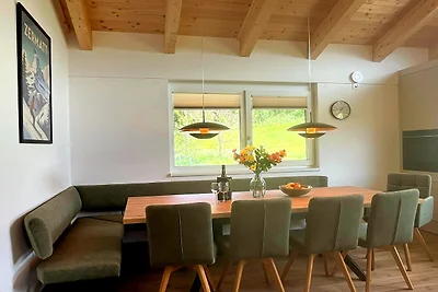 Ferienhaus direkt an der Skipiste mit Sauna
