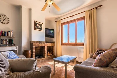 Ruime villa in Alcúdia met zwembad