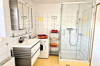 Strandbad40 OG, Stützle