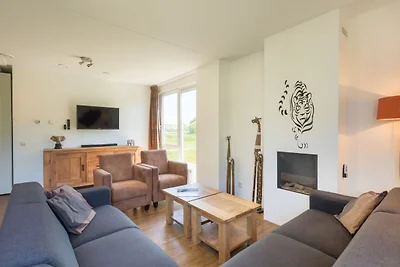 Luxuriöse Villa mit 8 Bädern in einem...