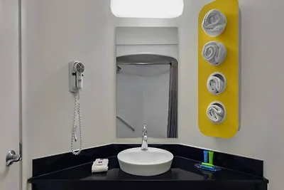 1 Doppelbett | Barrierefreie Dusche
