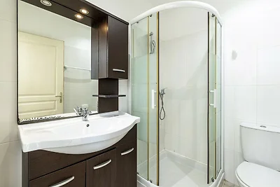 Küsten- und Gartenleben auf Korsika