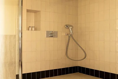 Modern Appartement a/c 2BR/4P - Montmartre