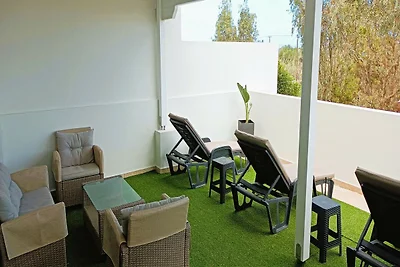 Villa aan zee in Adelianos Kampos