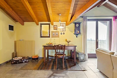 Appartamento isolato con balcone