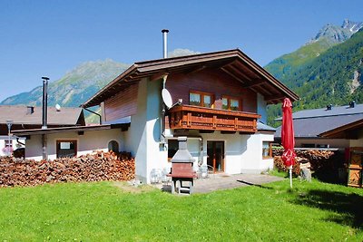 Großes Ferienhaus mit Garten und Balkon im...