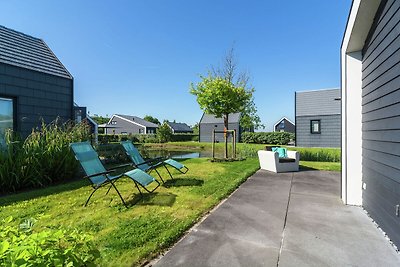 Modernes Ferienhaus mit Garten in Kattendijke
