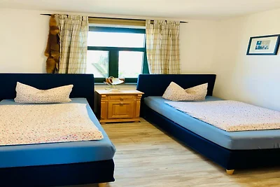 Idyllische Wohnung mit Pool in Mecklenburg