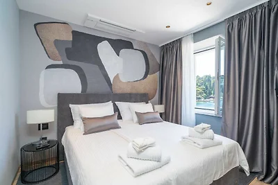 Apartments Villa Royale - Deluxe One Bedroom ...