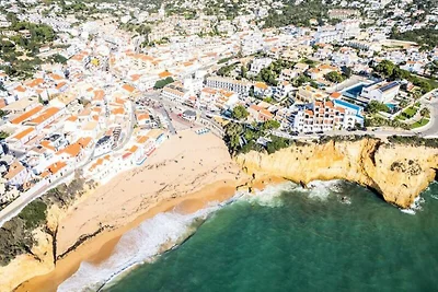 Villa in Carvoeiro mit Pool und Grill